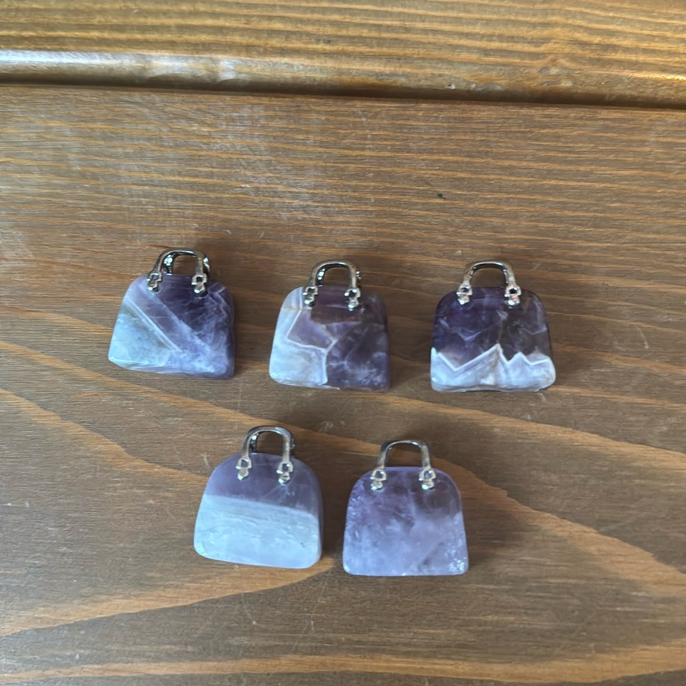 1 pc Purple Amethyst Crystal Carved Bag (random selection)